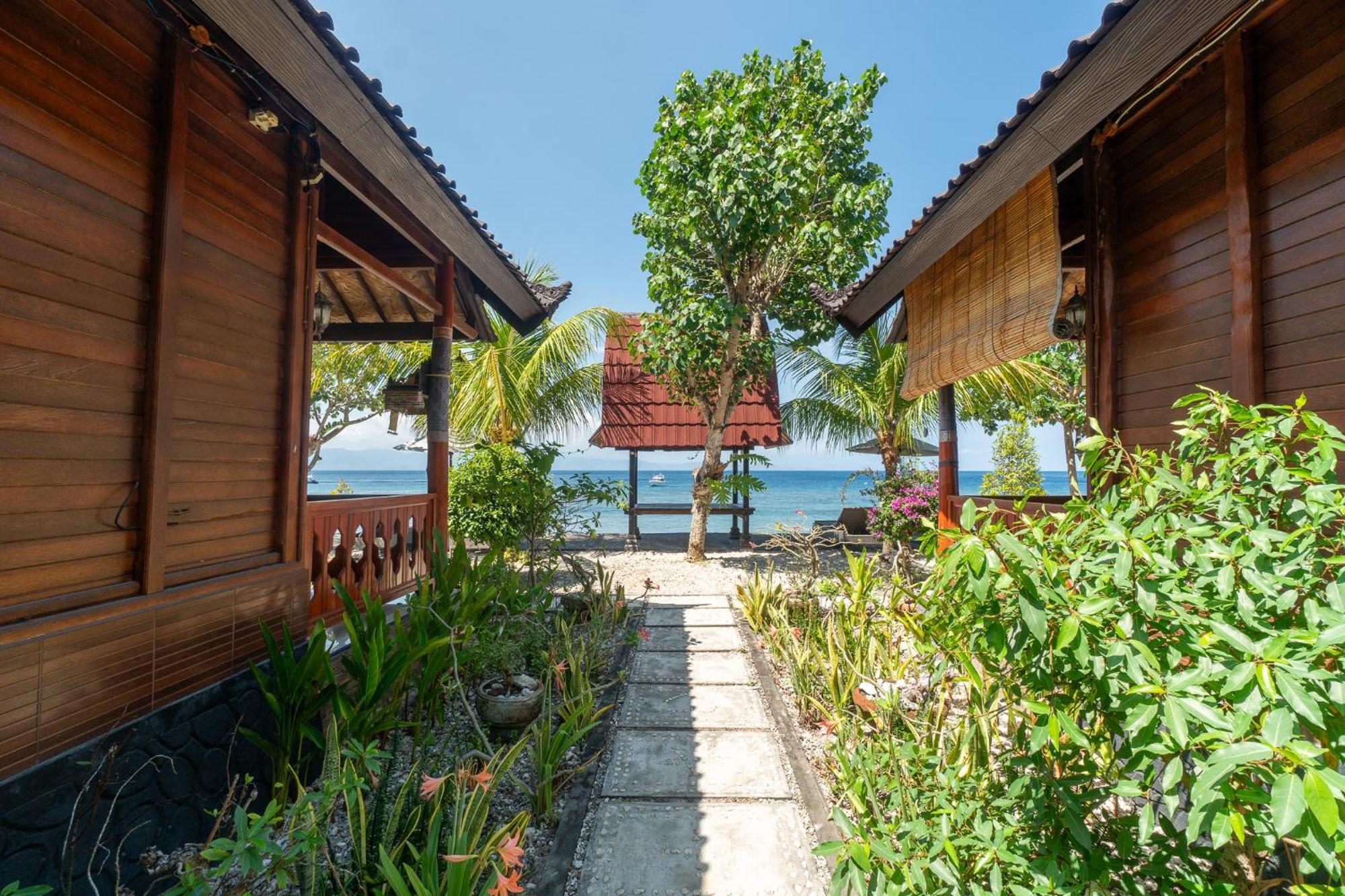 Merta Beach Bungalow By Bukit Vista Ped Exterior photo